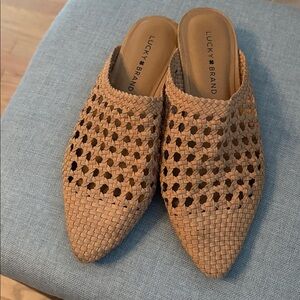 Lucky Brand Tan woven Mules 7